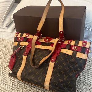 listing-status-banner